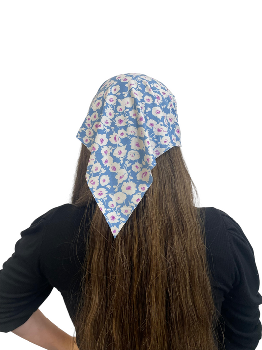 Light Blue Daisy Bandana